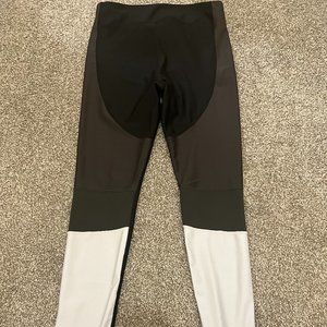 Under Armour Compression Heat Gear Full Length Leggings Womens size Large L LG